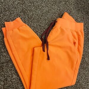 Figs Orange Scrub set